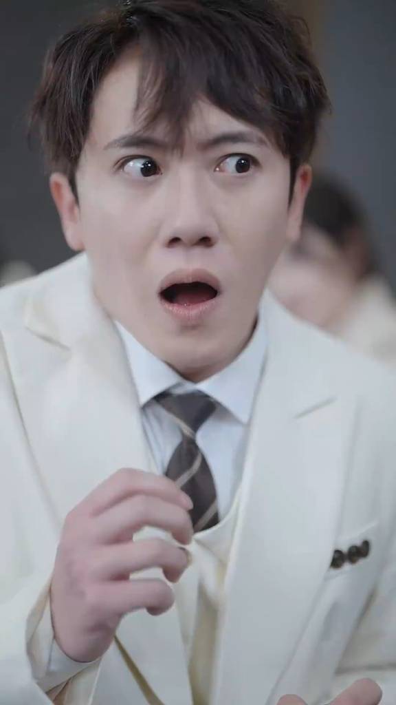 我和首富交换了人生封面图