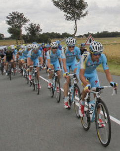 车手计成封面图